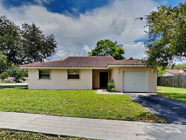 Photo - 11295 SW 55th Pl House