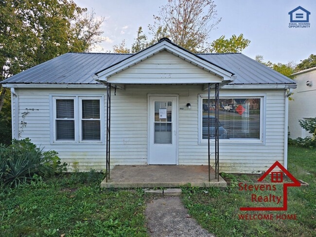 Building Photo - 115 E Jere Whitson Rd Rental