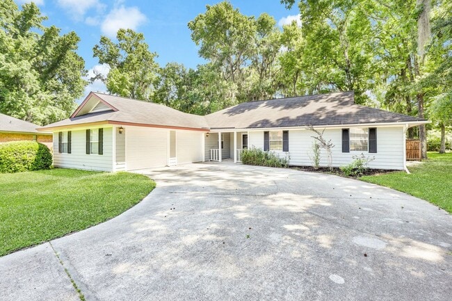 Photo - 8 N Nicholson Cir