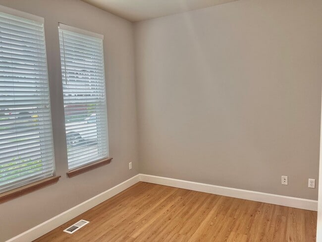 Photo - Must See! Beautiful 3bd/ + Bonus Rm/2.5 bath/ Primary Bed on Main/ /Heat Pump/Updated Features