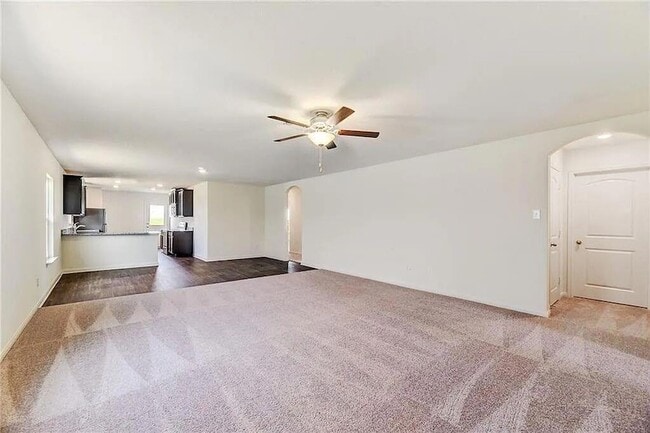 Photo - 18216 Speculator Ln House