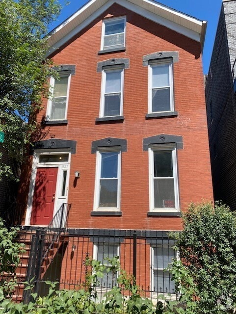 Building Photo - 827 N Wood St Rental