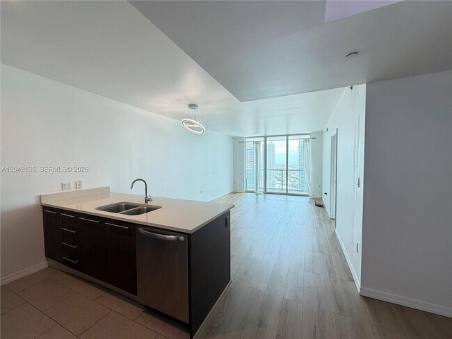 Photo - 55 SE 6th St Unit 3900