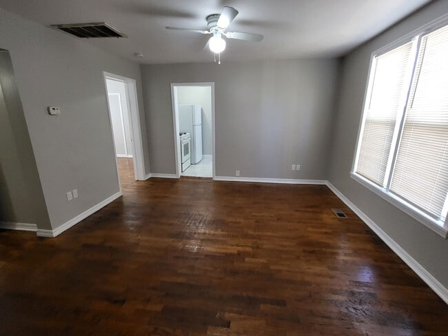 705 N Boulevard