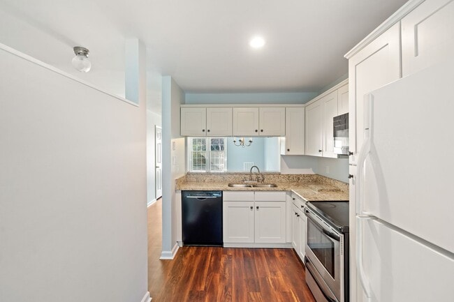 Photo - Close to UNC - 2 bedroom available now!