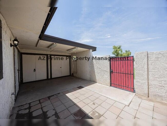 Photo - 720 S Dobson Rd