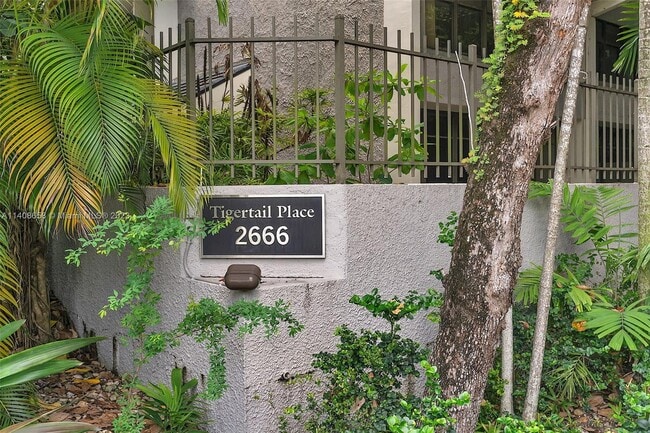 Photo - 2666 Tigertail Ave Unit 111