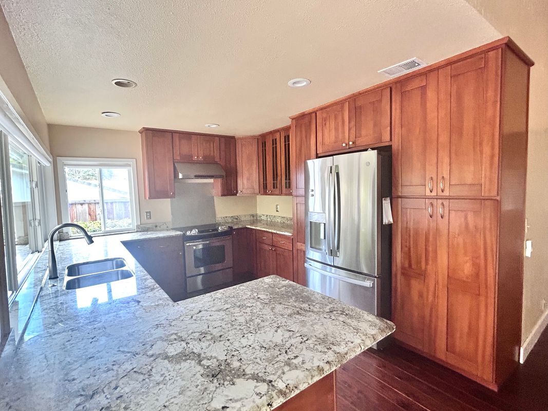 Photo - 516 Webster Dr