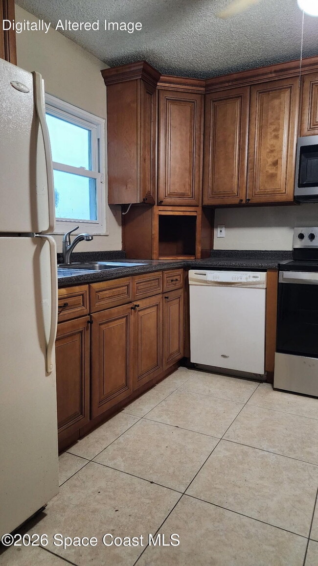 Photo - 890 Serenade St NW