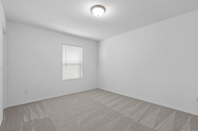 Photo - 4433 Benham Dr