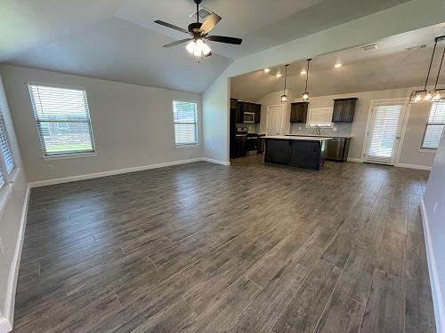 Photo - 2372 Anne Ln