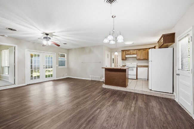Photo - "Spacious 3-Bedroom Home in Hurst Featuring Two Living Areas Plus a Bonus Room!"