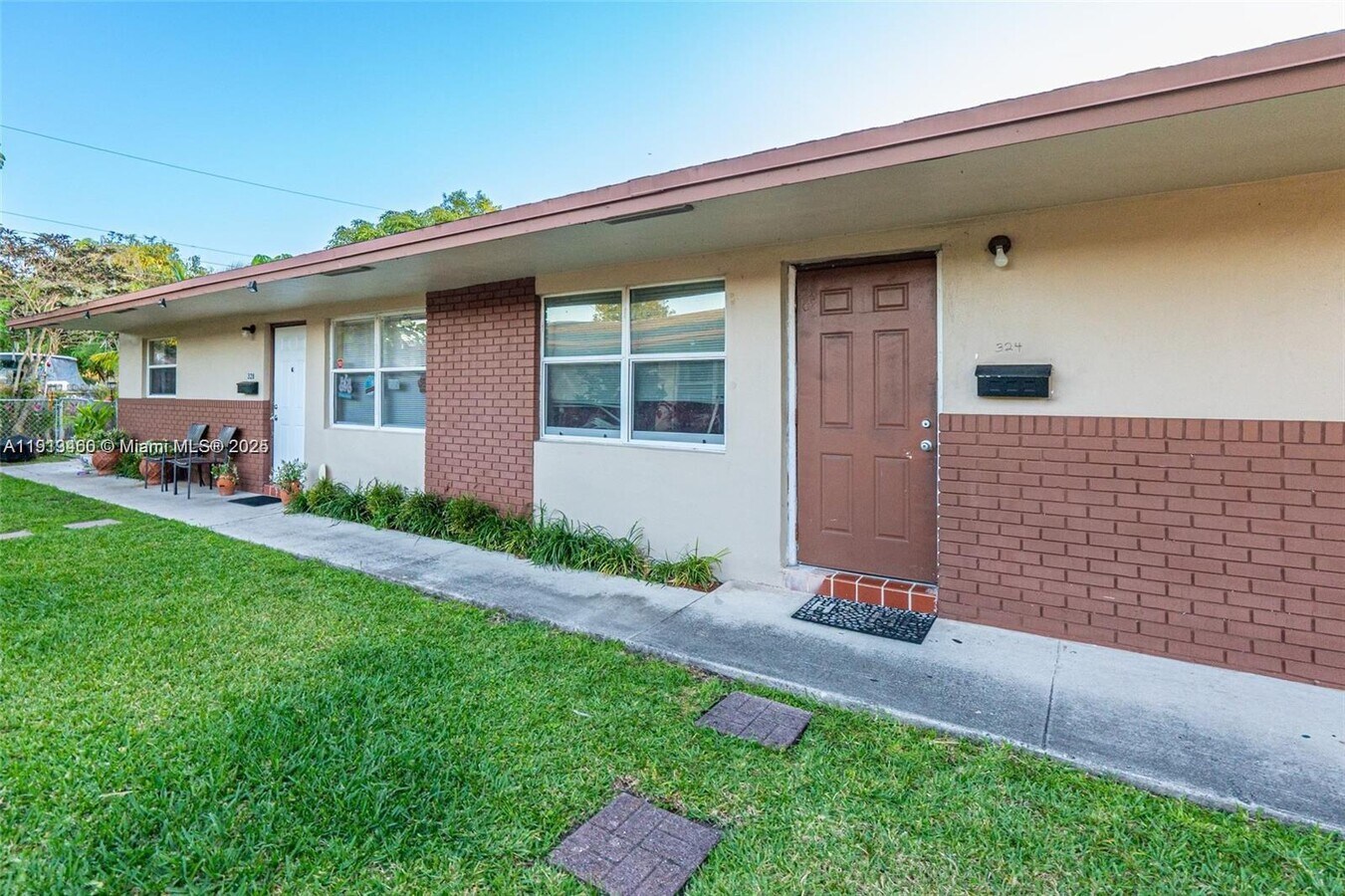 Photo - 324 NE 44th St Apartamento Unidad 324