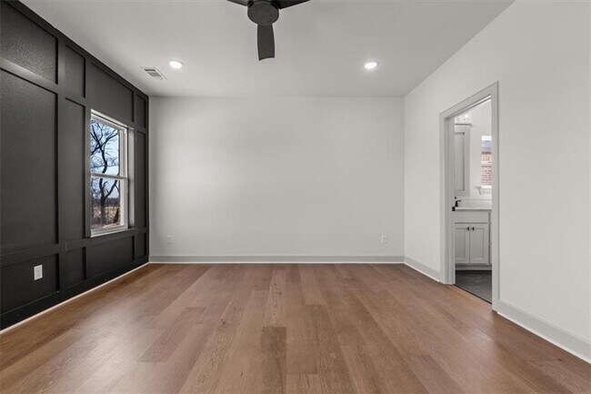 Photo - 1050 Whistler St
