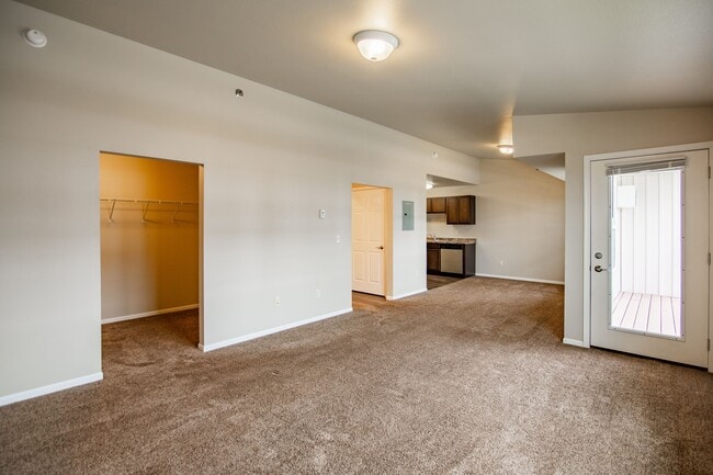 Photo - Creekside at Osgood Apartments