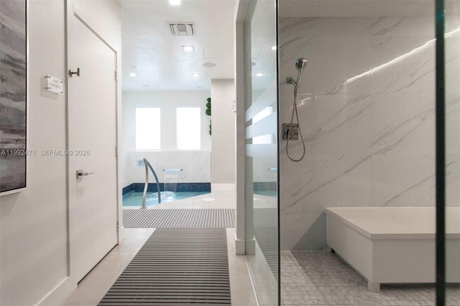 Photo - 4779 Collins Ave Unit 808