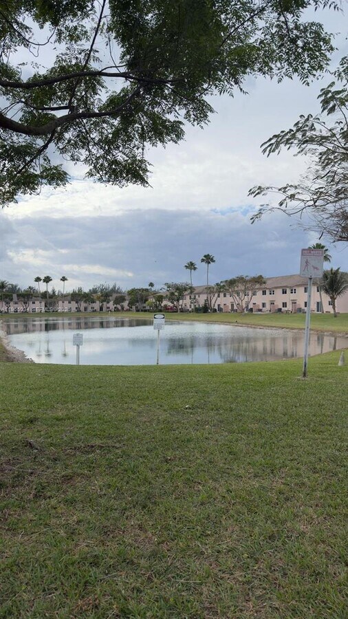 Photo - 1271 SE 28th Ct Unit 206