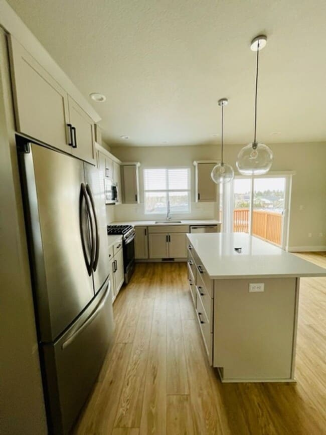 Photo - 1718 NE Lotus Dr Unit #1