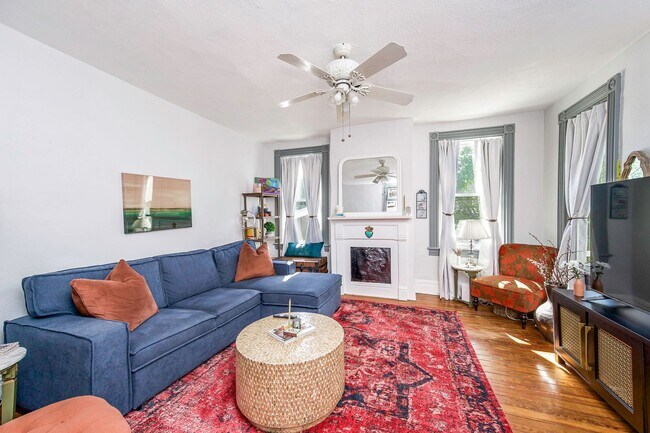 Photo - 3203 Parkwood Ave Unit 3203 Parkwood Avenue #B