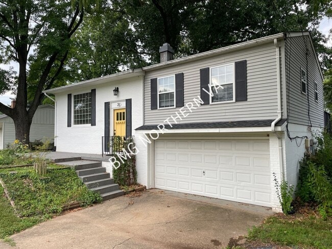 311 Prospect Dr SW