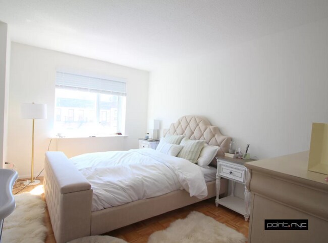 Photo - 3 bedroom in nyc NY 10011