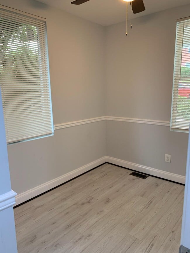 Photo - 4115 Fairhaven Ave