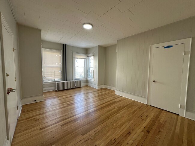 Photo - 54 Division St Unit Apt 1