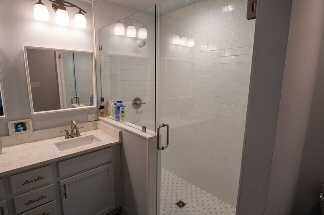 Photo - Normaltown home, a Charming 3 bedroom/ 2 bathroom Home Close to UGA and Hospitals!