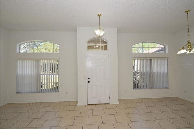 Photo - 12 Pierce Ln