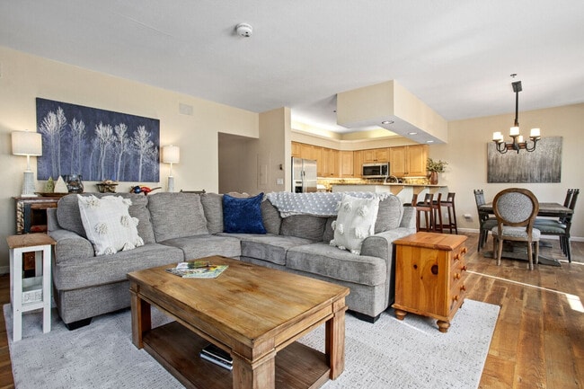 Photo - 1495 Eagle Glen Dr Unit SI ID1564267P