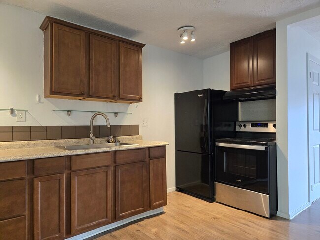 Photo - 1849 Marshall St