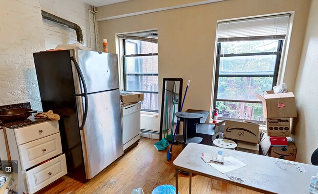 Photo - 9/1 Spacious 2BR apartment in South End ne...