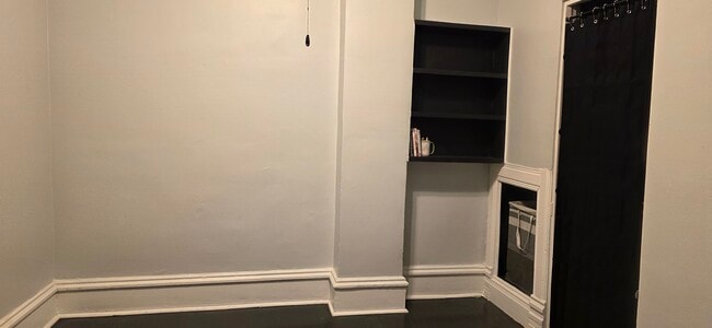 Bedroom - 700 S Oakley Blvd Unit Corner on Oakley