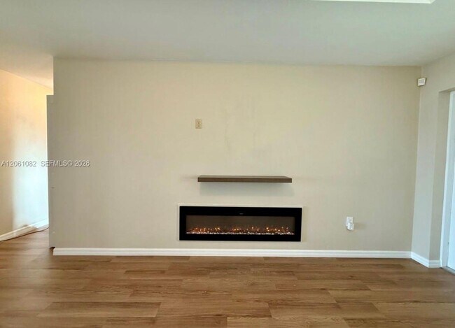 Photo - 7033 Waldo Cir