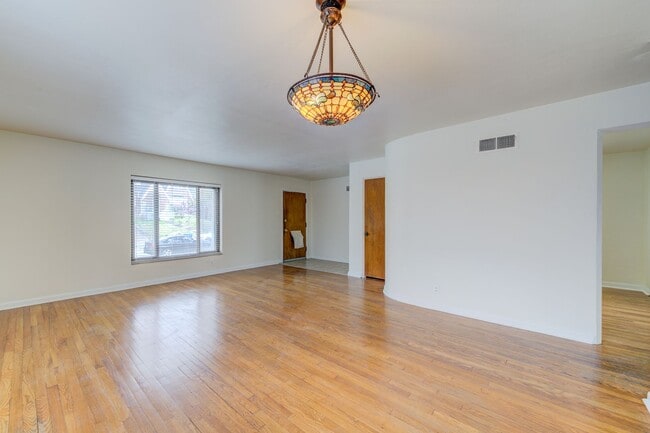 Photo - (144) 1154-58 Moorlands Dr. Unidad 58