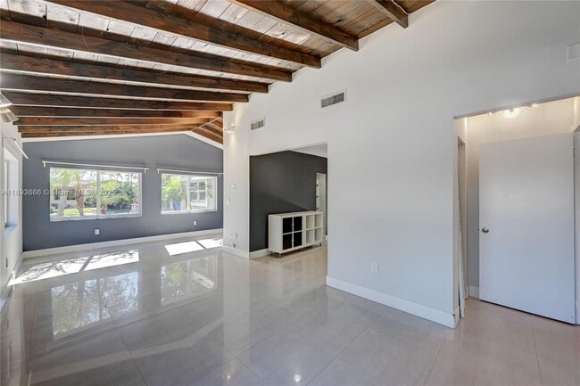 Photo - 4617 N Andrews Ave