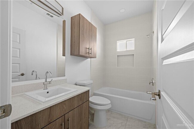 Photo - 14 Vision St Unit C