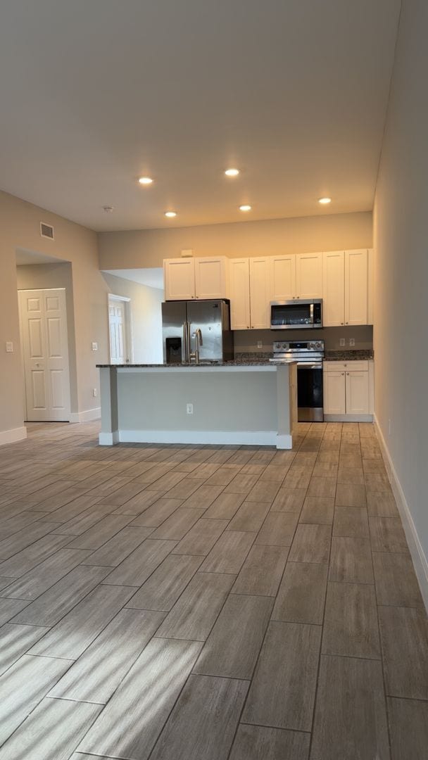 Photo - Duplex for rent on freshwater canal