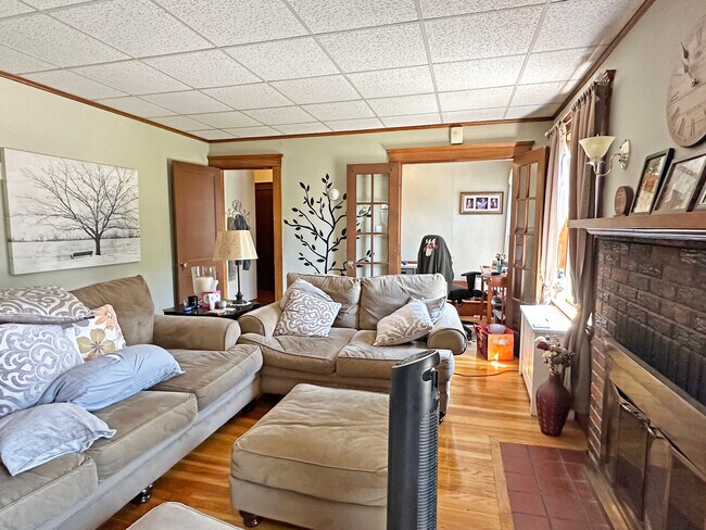 Building Photo - 315 Lowell Ave Unit 315 Rental