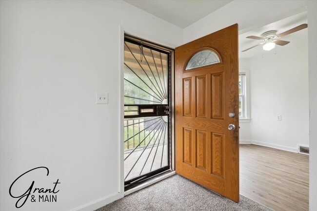 Photo - $1,200/month - 3 Bed 1 Bath Single Family Home in Detroit