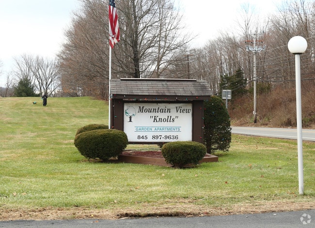 Mountain View Knolls