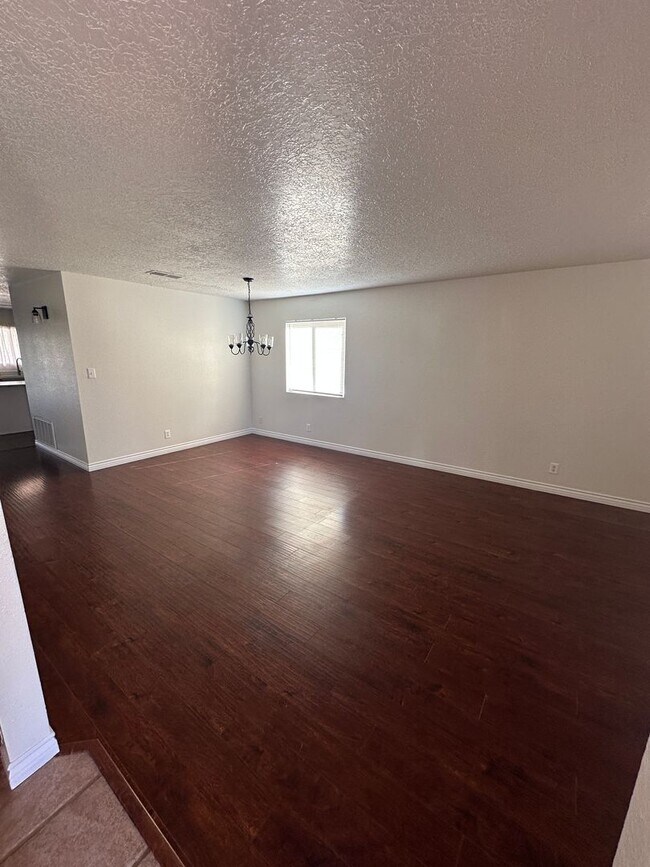 Photo - 8104 Rancho Paraiso NW