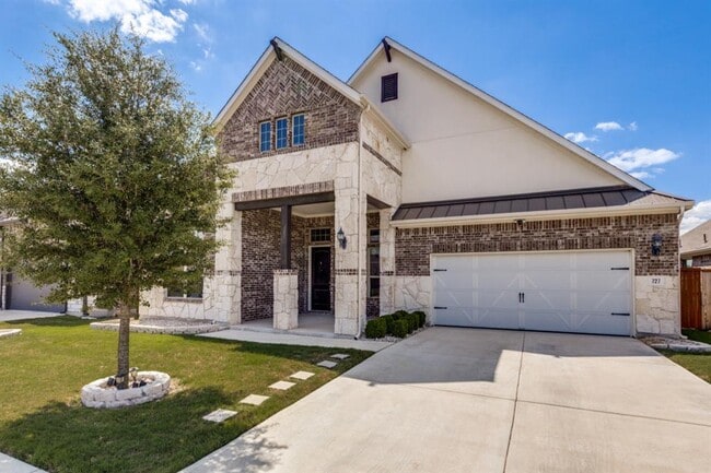 Photo - 727 Spinnaker Loop