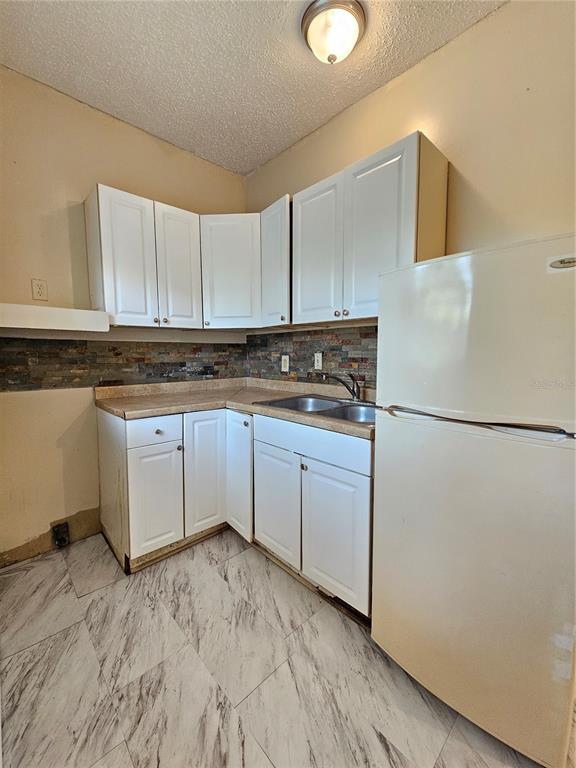 Photo - 1504 E 99th Ave Unidad C