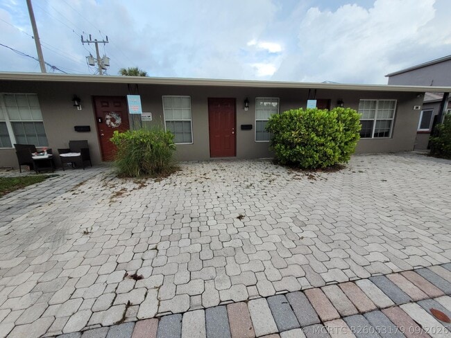 505 N J St Unit 2