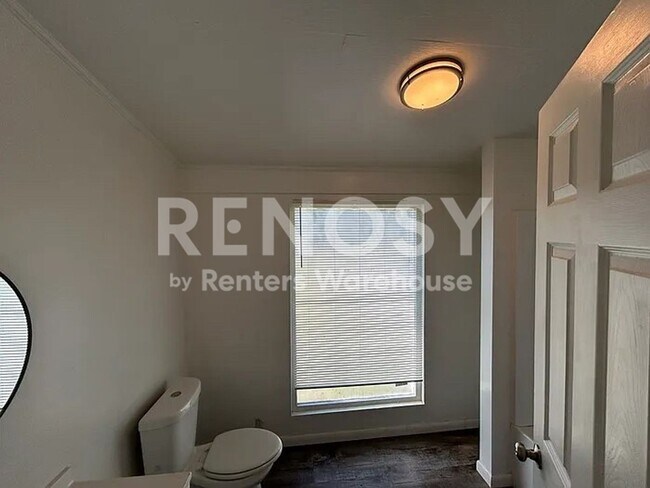 Photo - 4236 39th Ave N