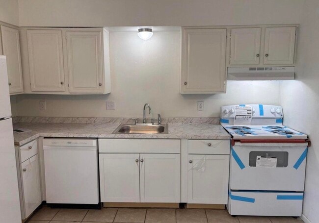 Photo - 2828 Yellowstone Pky Unit Newly Renovated Apartment