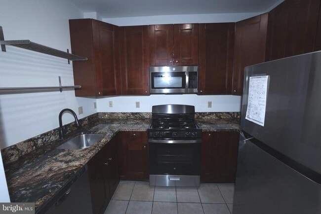 1641 International Dr Unidad 410