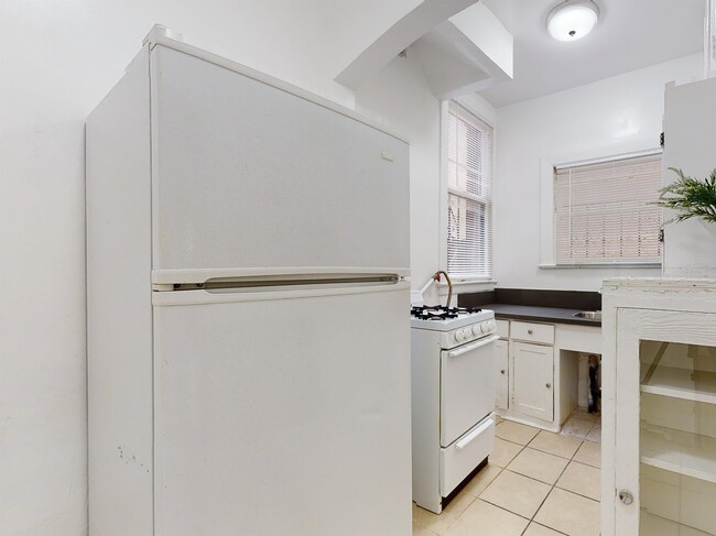 Photo - 21 Westminster Ave Unidad 109