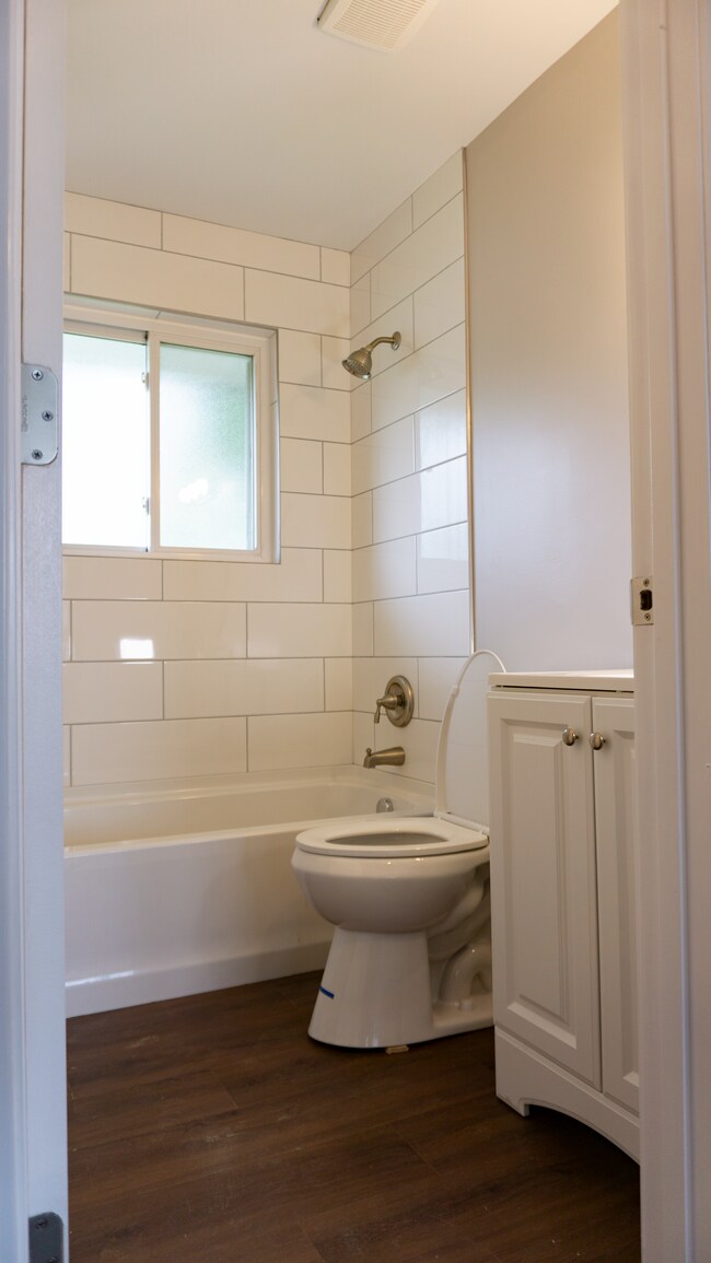 Photo - 3270 Bayshore Pky